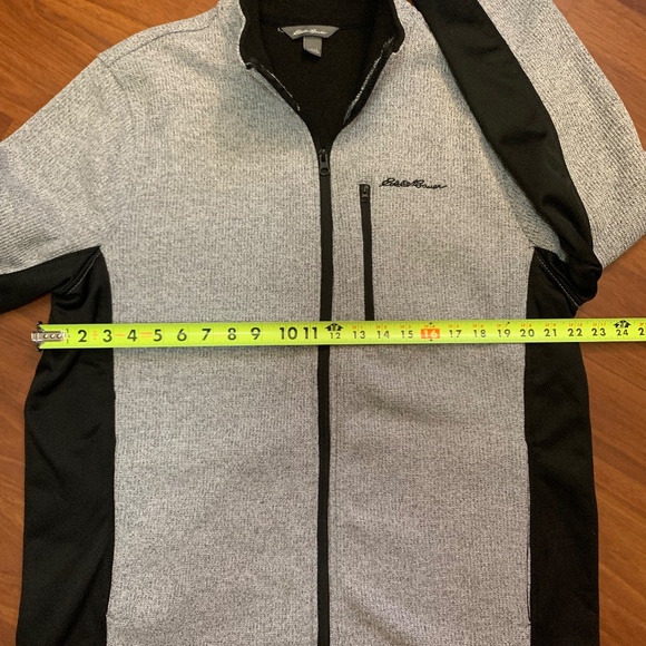 Eddie Bauer men’s full zip up knit jacket in light grey and black - Picture 9 of 10
